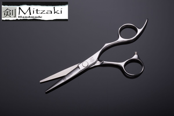 Mitzaki Sobo ( 5.0, 5.5 oder 6.0 ZOLL ) Hohlschliff, Ergoform , Japanstahl, DGT-polish, Handmade , im Original Etui, schont Ihr Handgelenk während Sie arbeiten, sofort lieferbar